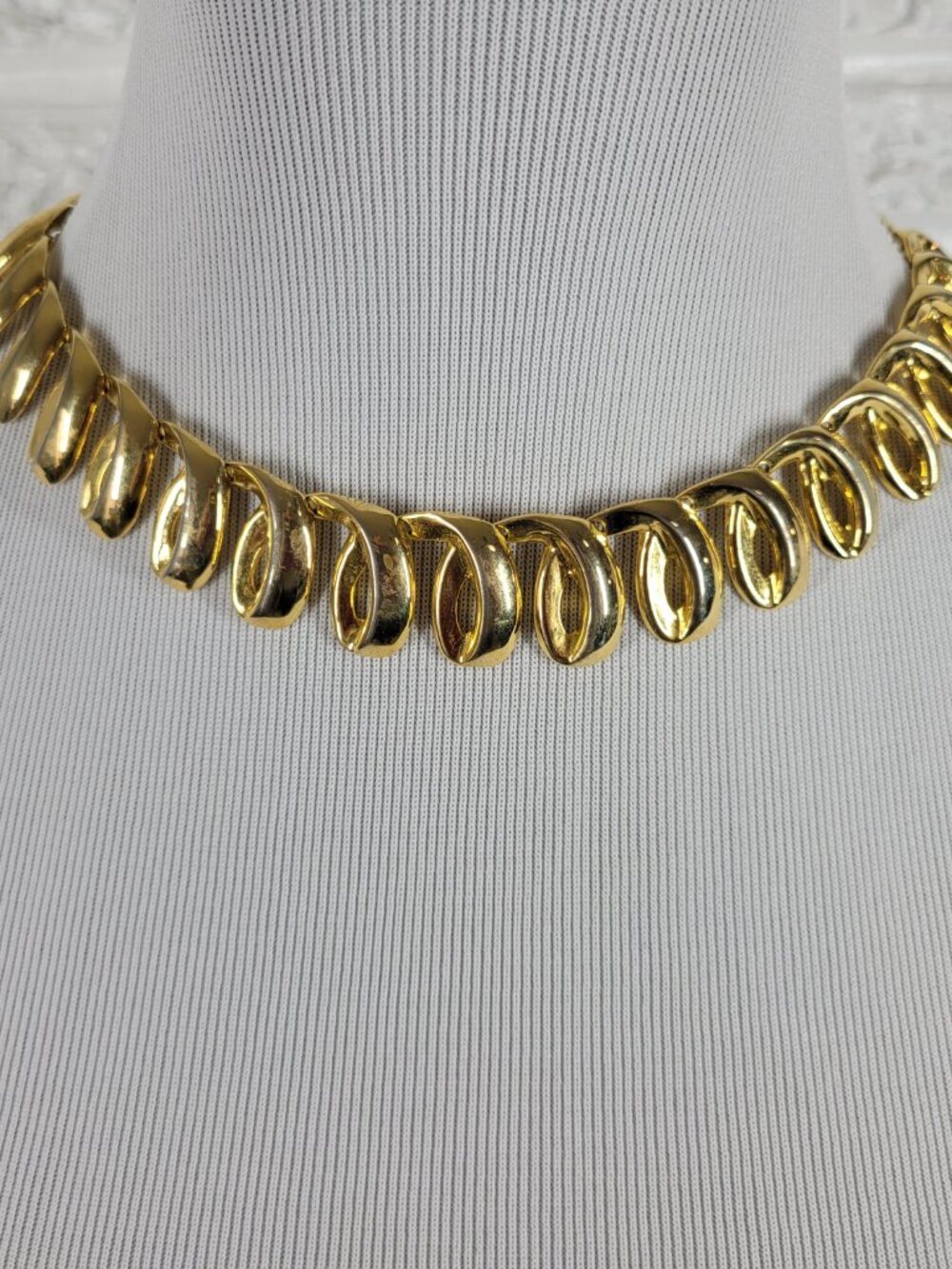 Vintage Chunky Gold‎ Tone Scroll Link Choker Necklace Bold Statement N4E